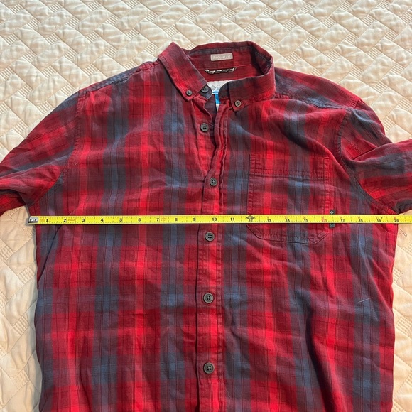 Columbia Shirt Mens Small Red Flannel Twill Regular Fit Soft Hiking Outdoors D3 - Picture 3 of 4